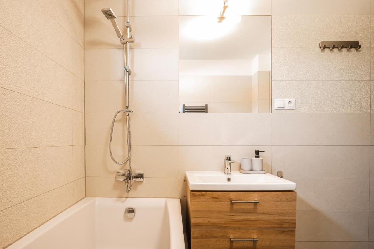 Bazalt Apartments Miercurea Ciuc Buitenkant foto